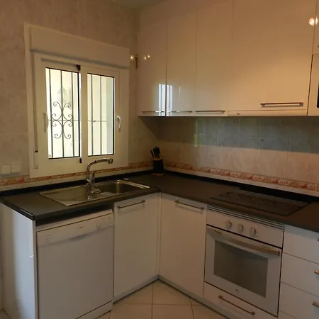 Fig Tree 4 Personas Villa
