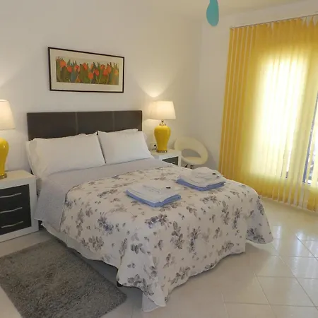Villa Fig Tree 4 Personas